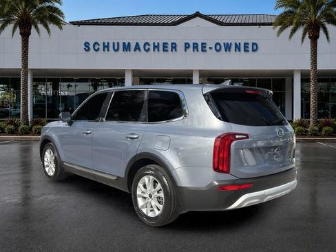Used 2021 Kia Telluride LX FWD image 5