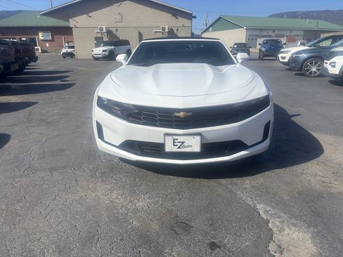 Used 2023 Chevrolet Camaro LT image 3