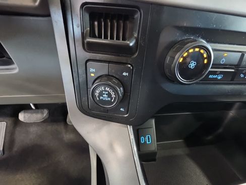 Used 2023 Ford F150 XLT AWD/4WD image 25