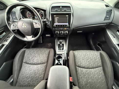 Used 2021 Mitsubishi Outlander Sport SE image 9