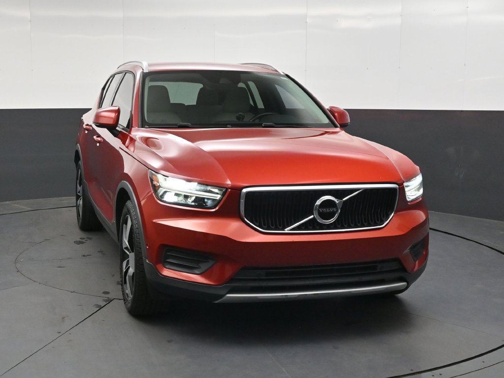 Used 2019 Volvo XC40 T4 Momentum FWD image 10