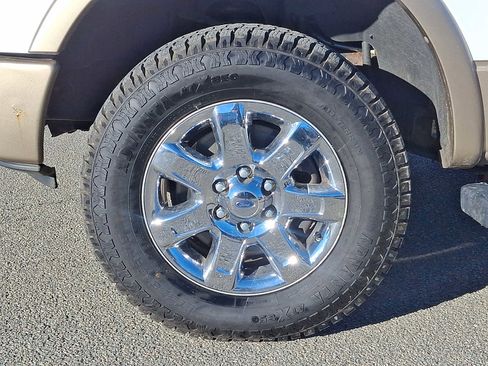 Used 2013 Ford F150 Lariat w/ Lariat Chrome Pkg image 9