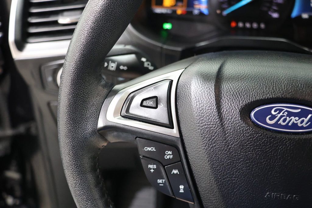 Used 2022 Ford Edge SEL AWD/4WD image 21