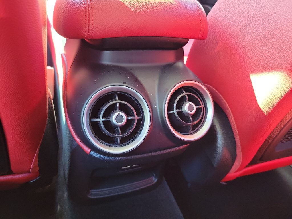 Used 2019 Alfa Romeo Stelvio Ti AWD/4WD image 20