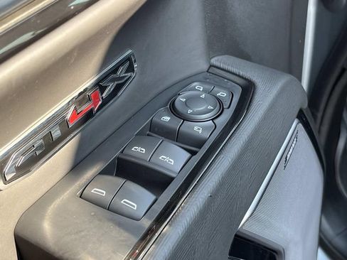 Used 2023 GMC Sierra 1500 AT4X AWD/4WD image 31