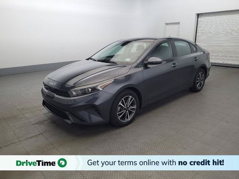 Used 2022 Kia Forte LXS w/ LXS Technology Package FWD image 1