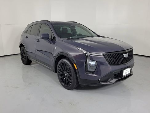 Used 2024 Cadillac XT4 Sport FWD image 1