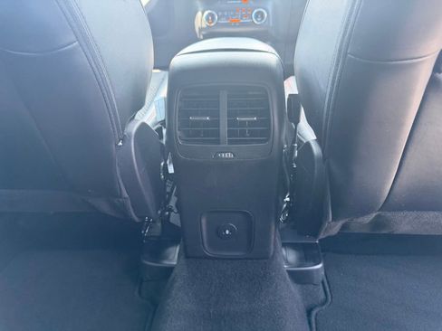 Used 2025 Ford Escape ST-Line FWD image 35