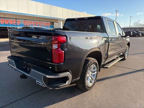 Used 2023 Chevrolet Silverado 1500 LT image 3