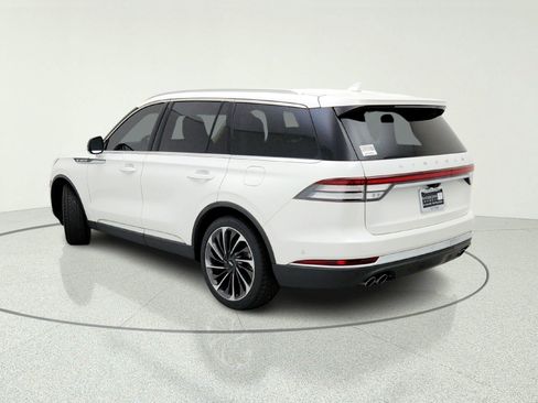 Used 2020 Lincoln Aviator Reserve w/ Equipment Group 202A AWD/4WD image 12