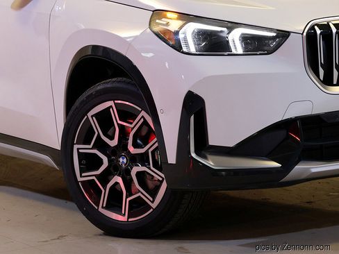 New 2026 BMW X1 xDrive28i w/ Convenience Package AWD/4WD image 3