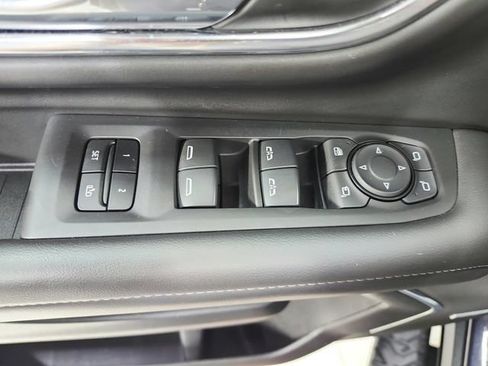 Used 2024 Chevrolet Tahoe Z71 w/ Luxury Package AWD/4WD image 36