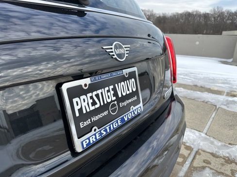 Used 2023 MINI Cooper 2-Door Hardtop image 34