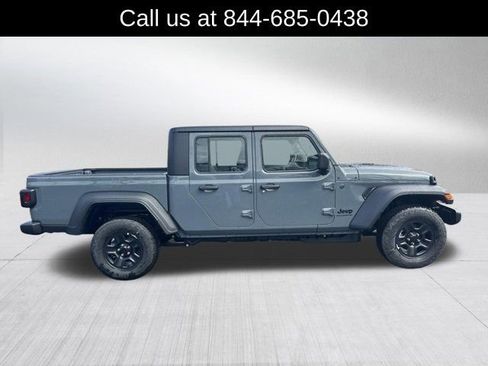 New 2026 Jeep Gladiator Sport image 4