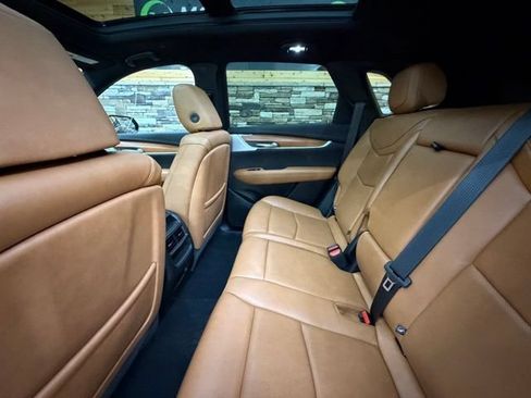 Used 2020 Cadillac XT5 Premium Luxury AWD/4WD image 33