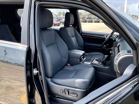 Certified 2023 Lexus GX 460 Premium AWD/4WD image 14
