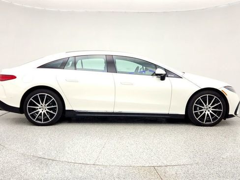 Used 2023 Mercedes-Benz EQS 580 4MATIC Sedan image 4