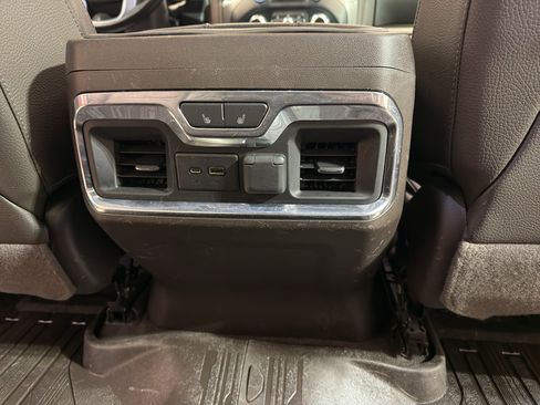 Used 2019 GMC Sierra 1500 Denali w/ Denali Ultimate Package image 27