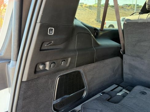 Used 2024 Jeep Grand Wagoneer L Series III image 34