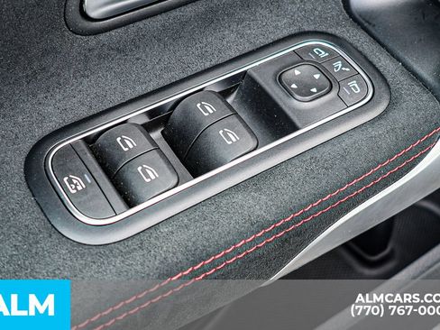 Used 2025 Mercedes-Benz CLA 250 w/ AMG Night Package image 41