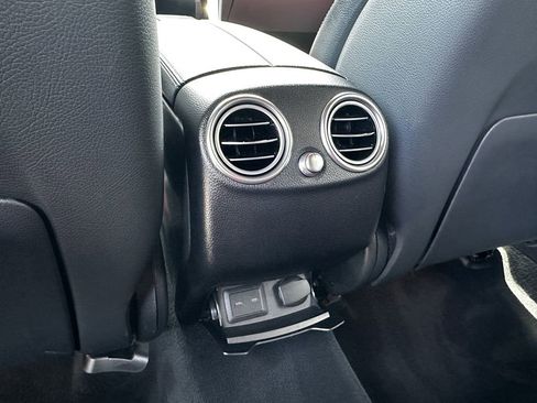 Certified 2022 Mercedes-Benz GLC 300 image 25