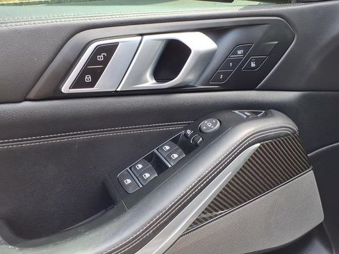 Used 2024 BMW X5 M60i AWD/4WD image 4