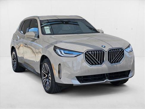 Used 2026 BMW X3 xDrive30 image 3