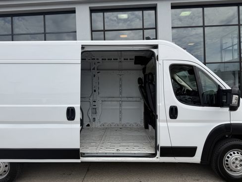 Used 2023 RAM ProMaster 2500 FWD image 22