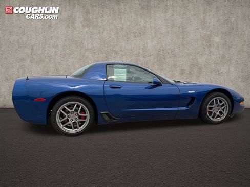 Used 2002 Chevrolet Corvette Z06 RWD image 8