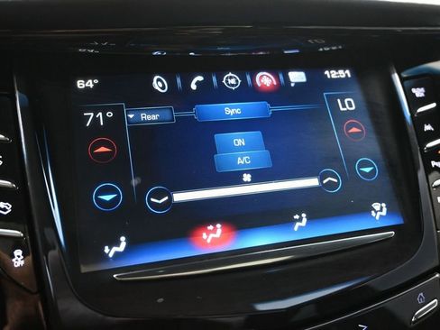Used 2020 Cadillac Escalade Platinum AWD/4WD image 22