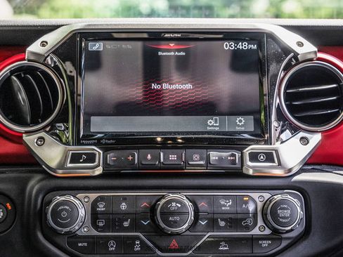 Used 2022 Jeep Gladiator Rubicon w/ LED Lighting Group AWD/4WD image 61