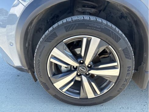 Certified 2023 Nissan Rogue SL w/ SL Premium Package image 3