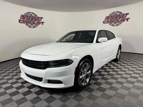 Used 2022 Dodge Charger SXT image 3