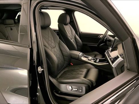 Certified 2024 BMW X5 xDrive40i w/ M Sport Package AWD/4WD image 6