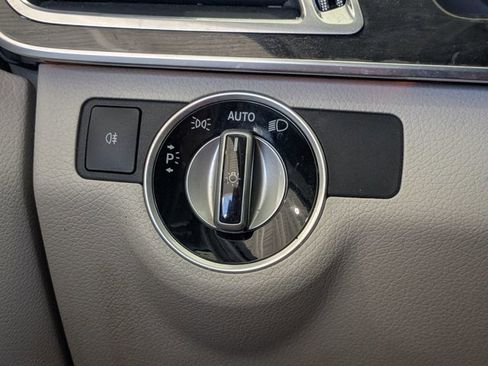 Used 2014 Mercedes-Benz E 350 Sedan image 11
