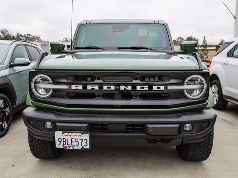Used 2022 Ford Bronco Outer Banks AWD/4WD image 2