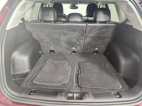 Used 2021 Jeep Compass Limited image 32