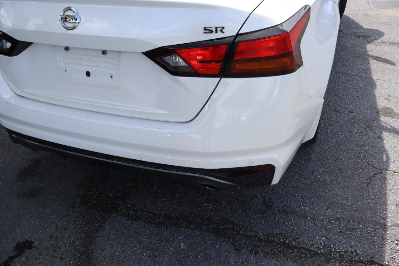 Used 2020 Nissan Altima 2.5 SR FWD image 10