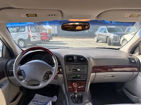 Used 2000 Lincoln LS image 18