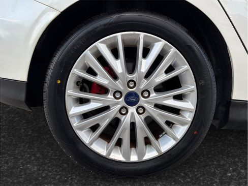 Used 2016 Ford Focus Titanium FWD image 13