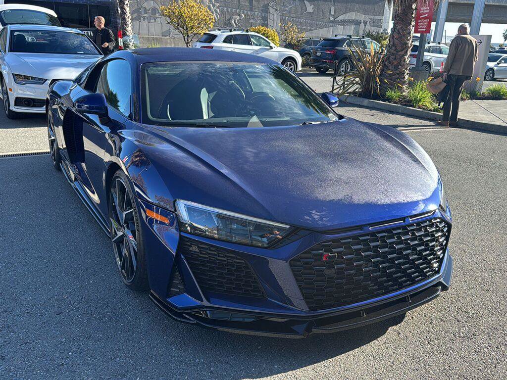 Used 2022 Audi R8 V10 performance w/ Sport Exhaust Package RWD image 4