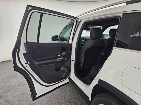 New 2026 Mercedes-Benz GLB 250 image 15