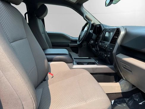 Used 2019 Ford F150 XLT w/ Equipment Group 302A Luxury AWD/4WD image 18