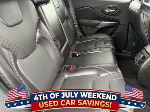 Used 2020 Jeep Cherokee Limited FWD image 14