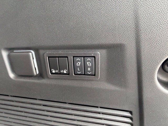 New 2026 GMC Yukon Elevation w/ Elevation Premium Package AWD/4WD image 28