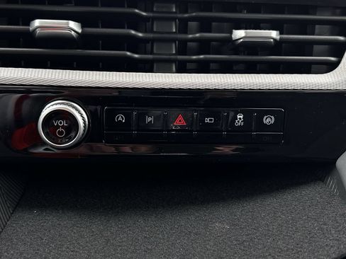 New 2026 Ford Explorer Active RWD image 19