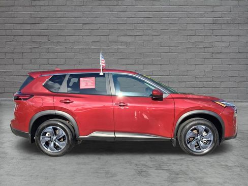 Used 2026 Nissan Rogue SV FWD image 7
