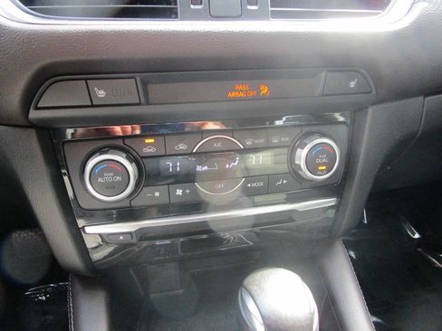 Used 2016 MAZDA MAZDA6 Grand Touring image 13