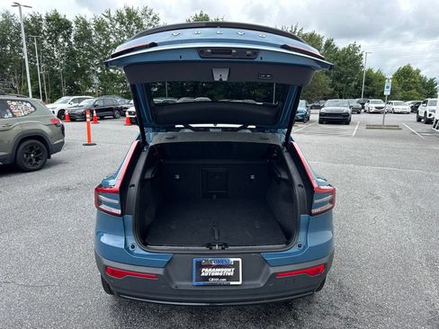Used 2023 Volvo C40 P8 Recharge Plus AWD/4WD image 10
