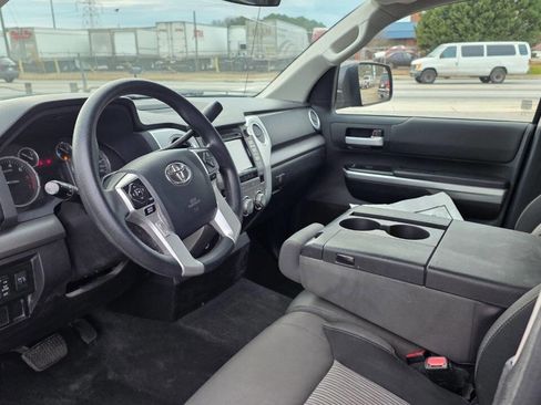Used 2015 Toyota Tundra SR5 image 11